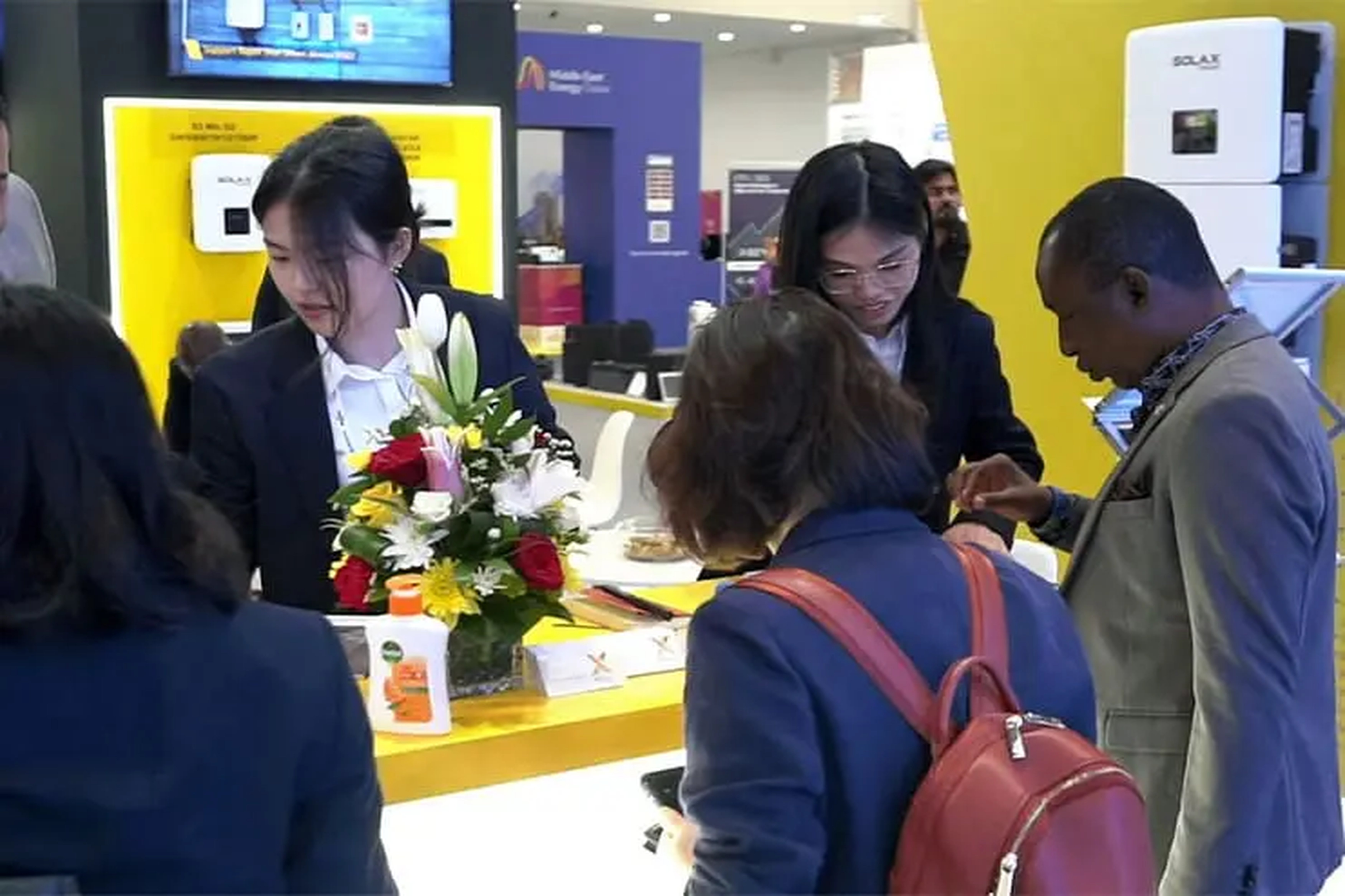 展会资讯 | ug环球视讯能源亮相2023年中东迪拜太阳能光伏展览会